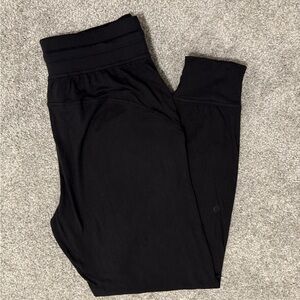 lululemon athletica women’s black joggers